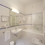 Byron 3* ראבנה