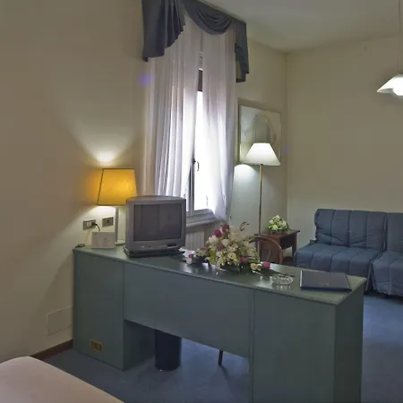 Hotel Byron Rawenna