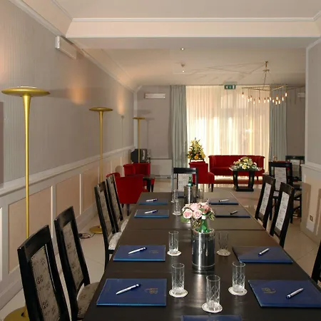 Byron Hotel 3*