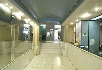 Byron Hotel