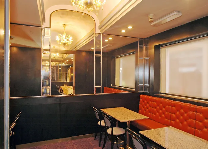 Byron Ξενοδοχείο